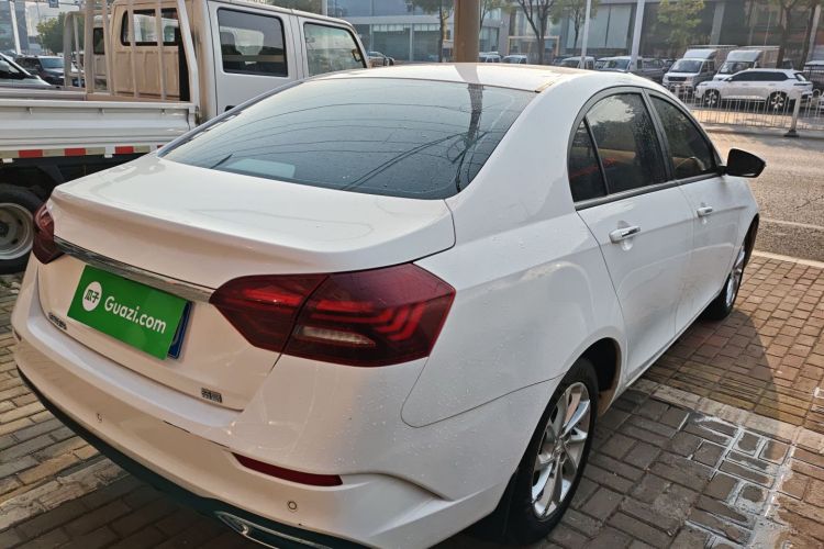 吉利汽车 帝豪 2021款 UP 1.5L CVT豪华型车身外观6005