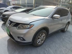 日产 奇骏 2015款 2.0L CVT舒适MAX版 2WD