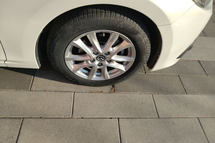 马自达3 昂克赛拉 2016款 三厢 1.5L 自动舒适型车身外观10