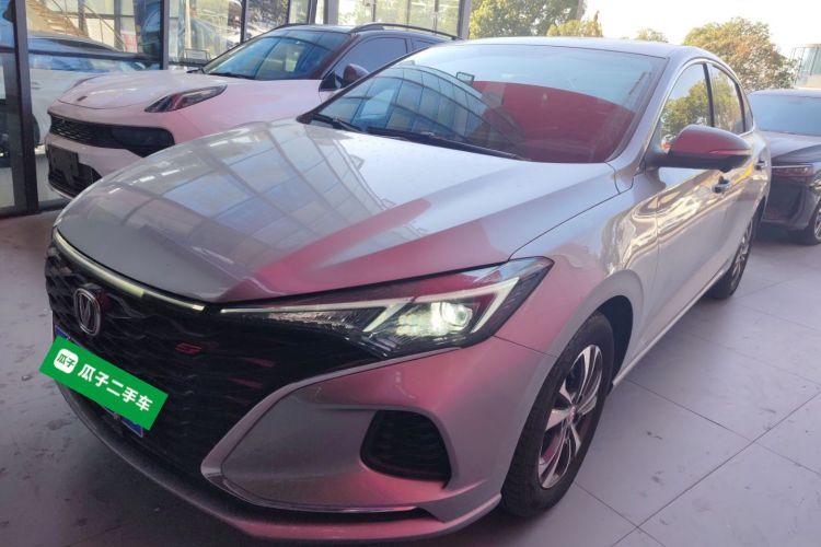 长安 逸动 2021款 PLUS 蓝鲸NE 1.4T GDI DCT尊贵型车身外观1