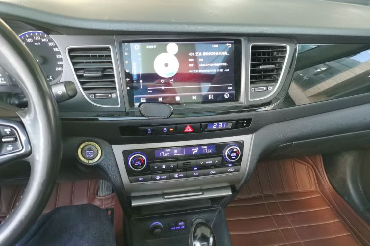 现代 名图 2014款 1.8L 自动尊贵型DLX中控内饰16