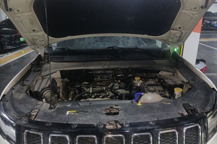 Jeep 指南者 2017款 200T 自动家享版局部细节24