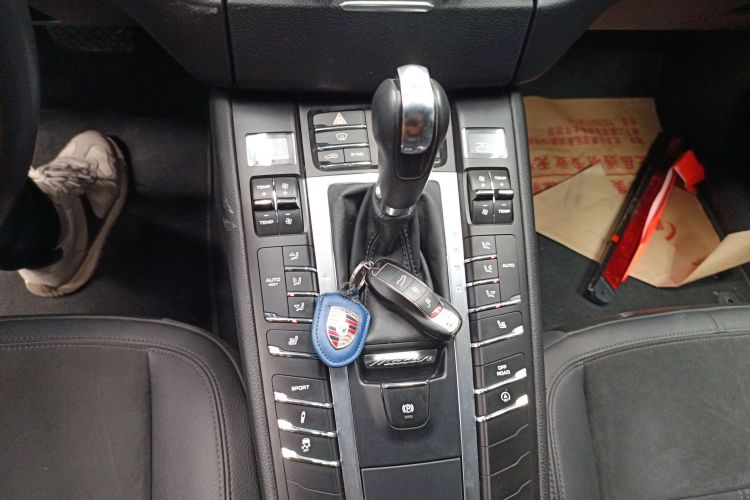 保时捷 2016款 Macan 2.0T中控内饰18