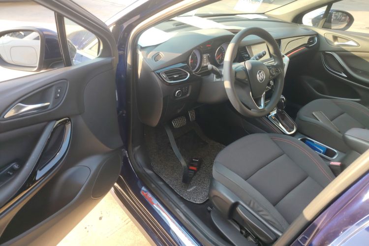 别克 威朗 2018款 两厢GS 20T 双离合进取型中控内饰20