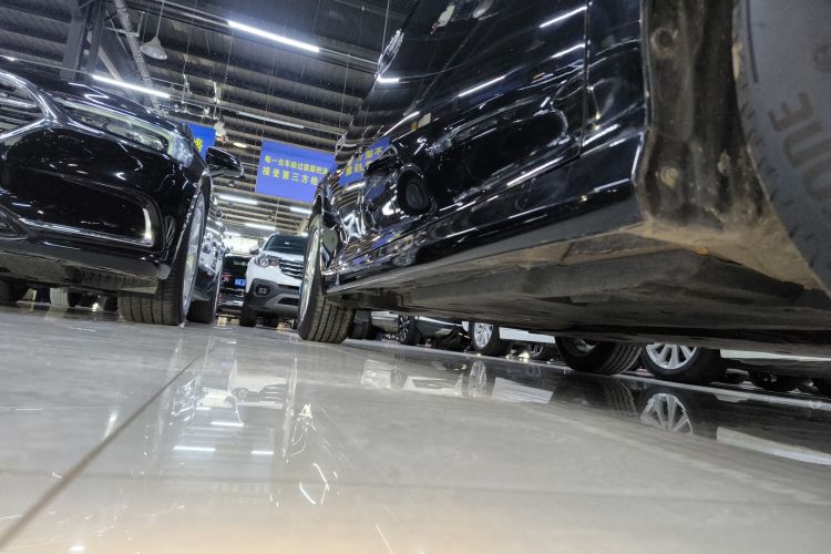 丰田 凯美瑞 2021款 2.0G 豪华版局部细节9001