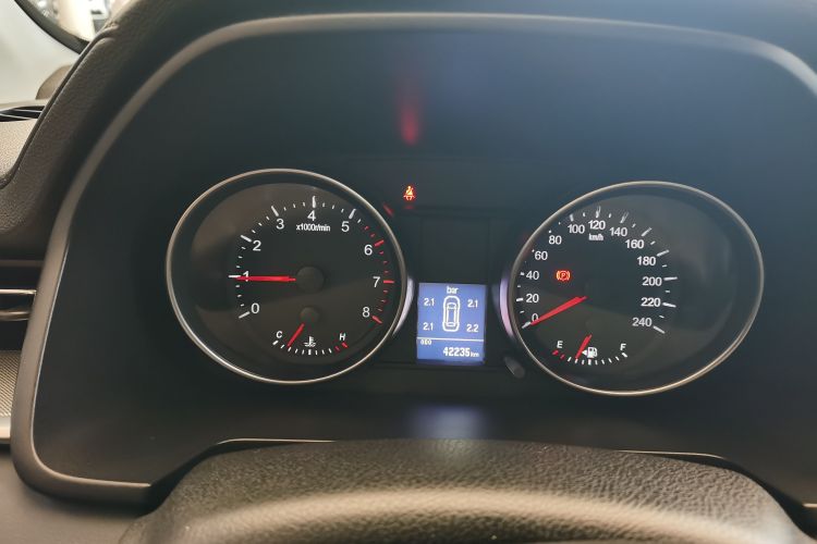 哈弗M6 2021款 PLUS 1.5T 手动精英智联型中控内饰14