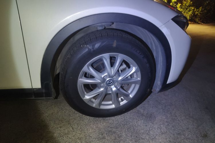 马自达CX-4 2016款 2.0L 自动两驱蓝天品位版车身外观10