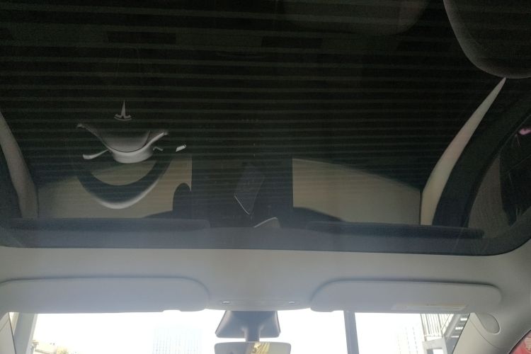 特斯拉 Model Y 2021款 长续航全轮驱动版 3D7局部细节22