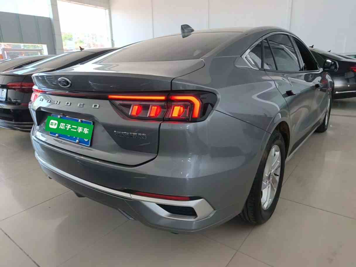 福特 蒙迪欧 2023款 EcoBoost 180 舒雅型(5)