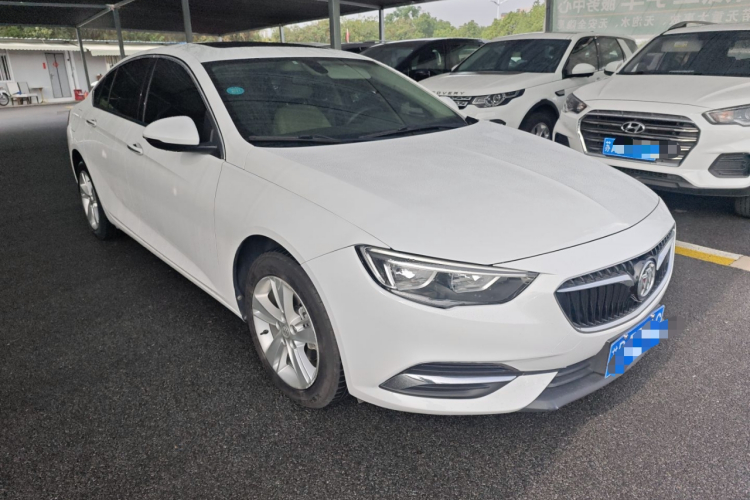 别克 君威 2017款 30H 精英型车身外观3