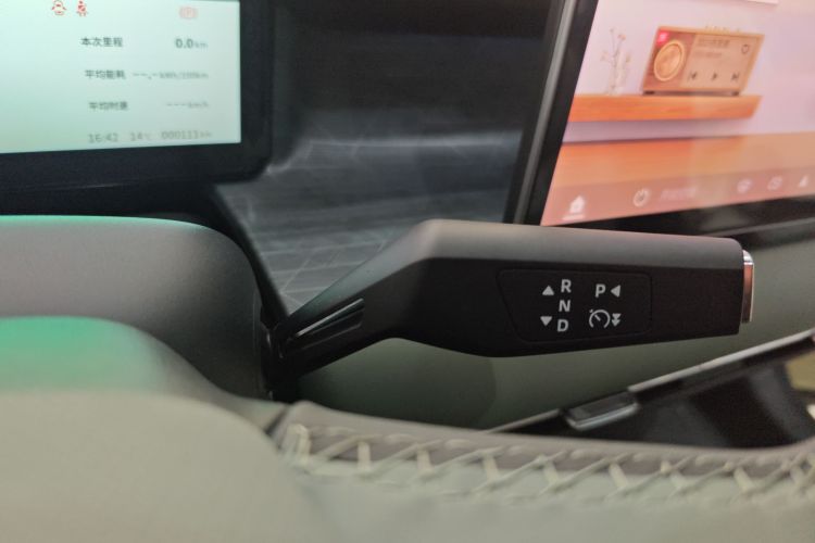 东风纳米 纳米06 2025款 401 Pro中控内饰18