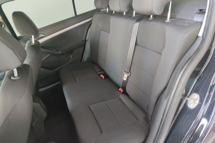 大众 朗逸 2015款 1.6L 手动风尚版中控内饰21