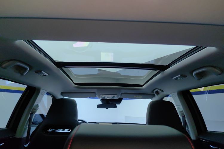 长安欧尚Z6 2022款 蓝鲸 1.5T DCT智领型城市版中控内饰22