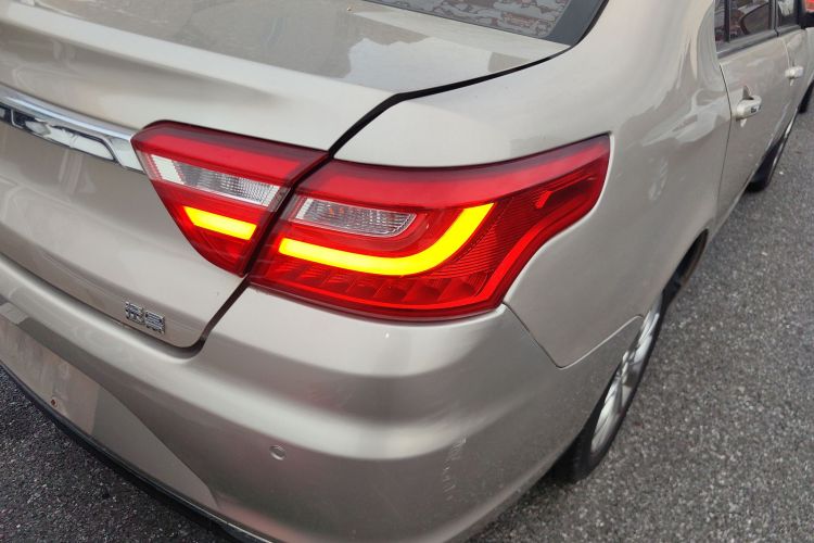 吉利汽车 远景 2018款 1.5L 自动尊贵型车身外观6006