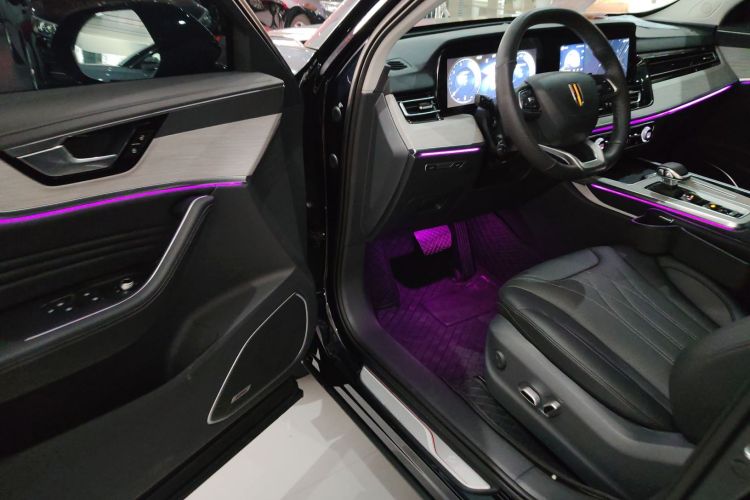 红旗HS5 2025款 2.0T 两驱旗享Pro版中控内饰20