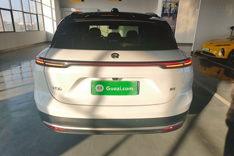 蔚来ES6 2024款 75kWh车身外观6