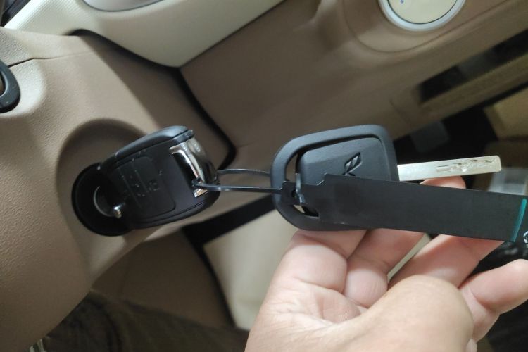 五菱汽车 宏光MINIEV 2025款 四门版 进阶款中控内饰11