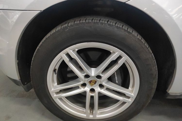 保时捷 2014款 Macan 2.0T车身外观35