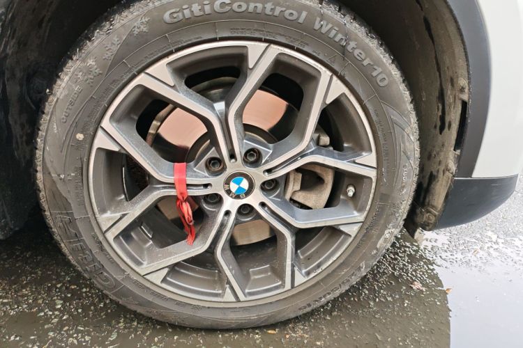 宝马X1 2022款 sDrive25Li 领先型车身外观10