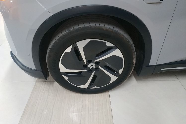 蔚来ES6 2023款 75kWh车身外观6007