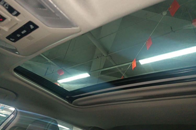 丰田 威兰达 2021款 2.0L CVT两驱豪华版中控内饰22