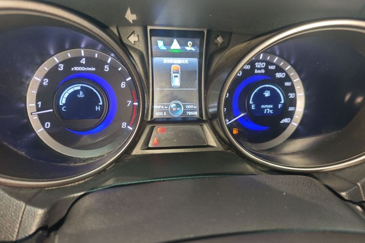 长安CS75 2016款 2.0L 手动豪华型 国V局部细节14