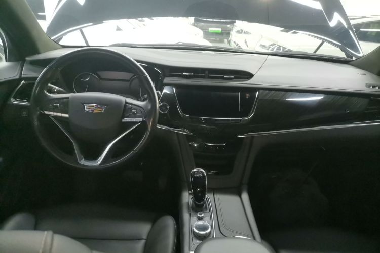 凯迪拉克XT6 2021款 2.0T 六座两驱豪华型中控内饰12