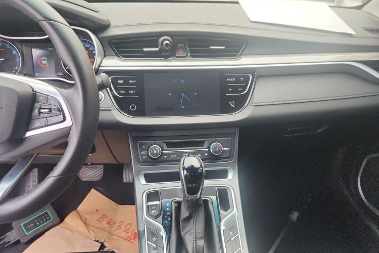 吉利汽车 帝豪 2019款 领军版 1.5L CVT豪华型 国VI中控内饰16