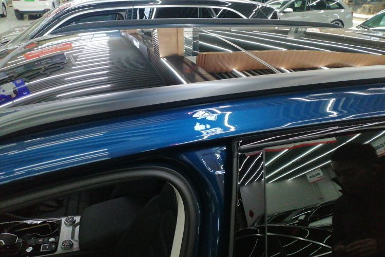 大众 途锐 2021款 3.0TSI 锐享版 曜黑运动套装局部细节57