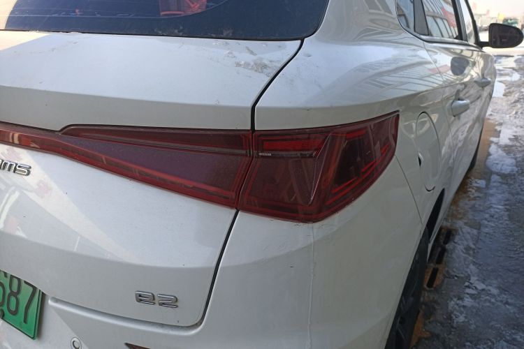 比亚迪e2 2020款 升级版 高续航版 豪华型车身外观6006