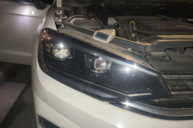 大众 高尔夫·嘉旅 2019款 280TSI 自动好奇型 国V车身外观8