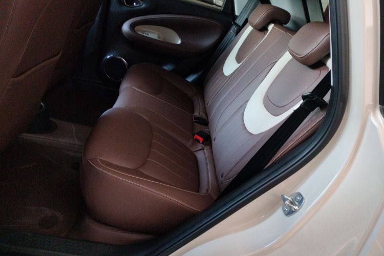 五菱汽车 五菱缤果 2023款 410km 灵犀尊享款中控内饰21