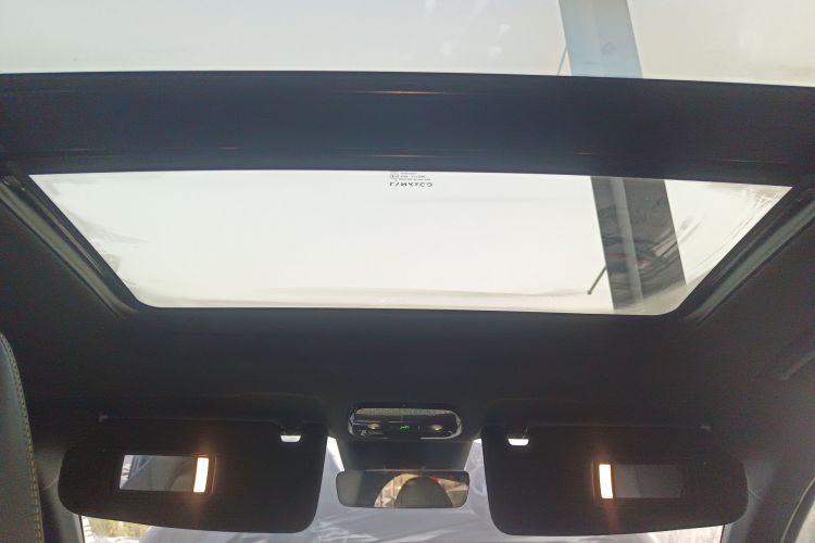 领克03 2025款 1.5TD DCT冠军版Pro局部细节22