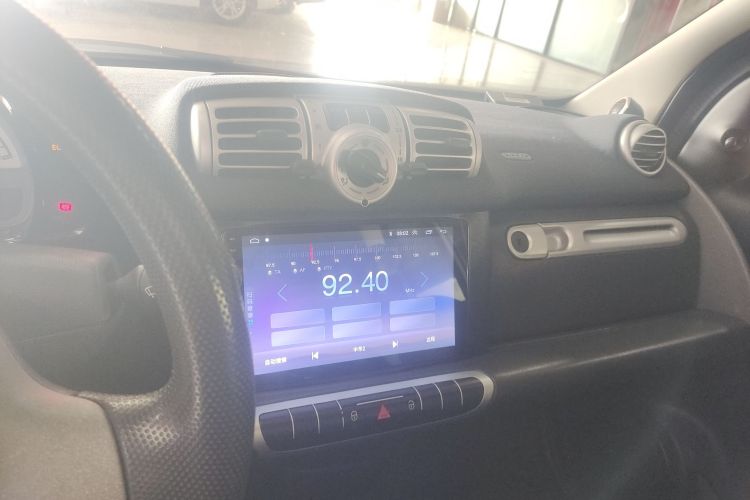 smart fortwo 2011款 1.0 MHD 硬顶标准版局部细节16