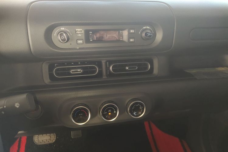 五菱汽车 五菱之光新能源 2025款 201km 舒适型中控内饰16