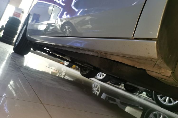 别克GL8 2017款 25S 舒适型 国V局部细节9001