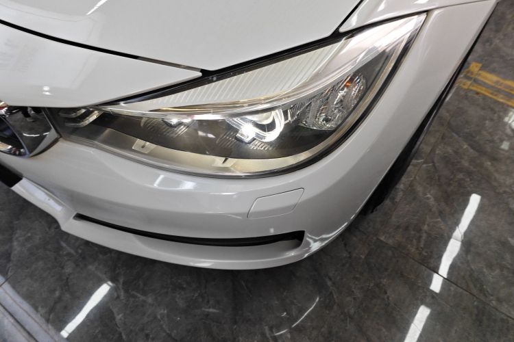 宝马3系GT 2013款 320i 领先型局部细节36