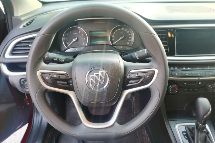 别克 英朗 2021款 改款 典范 1.5L 自动精英型中控内饰13