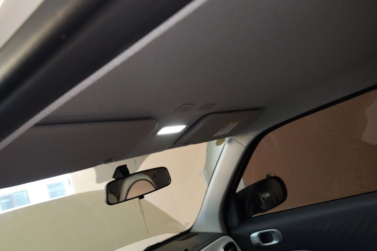 吉利银河 熊猫 2025款 210km 元气熊中控内饰22