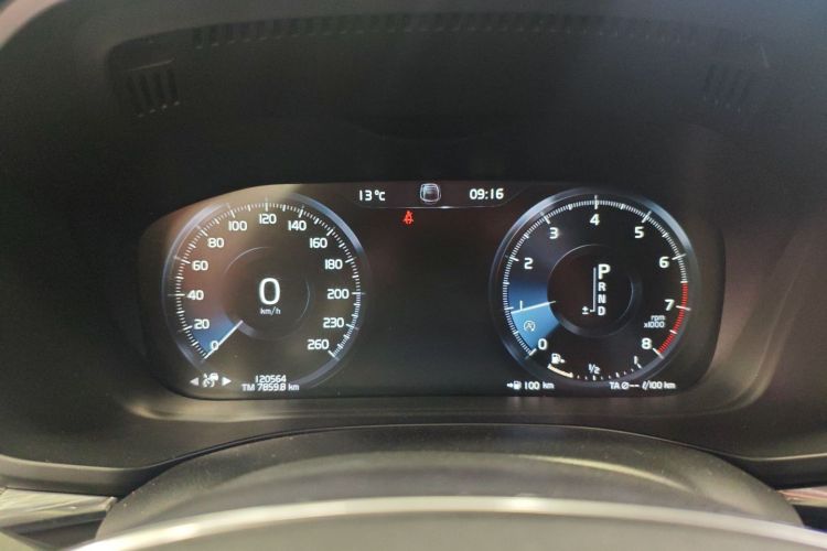 沃尔沃XC60 2018款 T5 四驱智远运动版中控内饰14