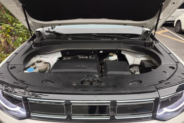 北京越野 北京BJ30 2024款 1.5T 魔核电驱进阶版机舱底盘24