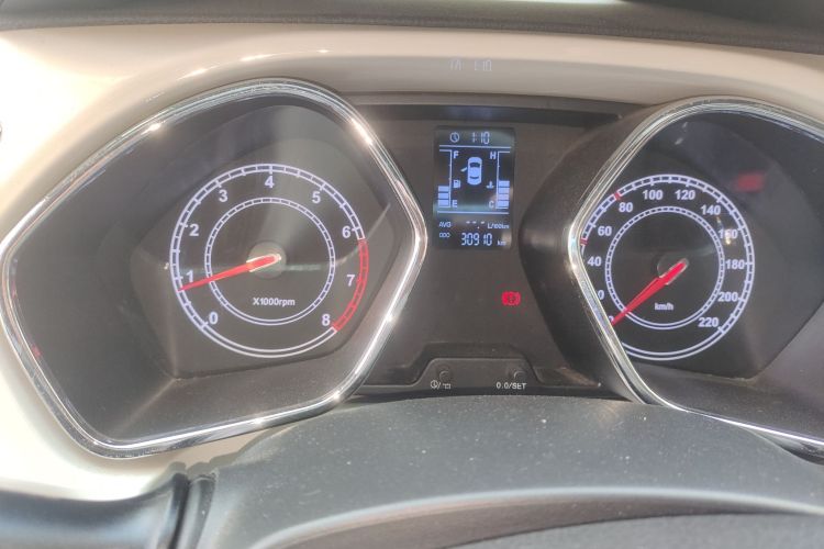 江汽集团 瑞风S2 2015款 1.5L 手动豪华型中控内饰14