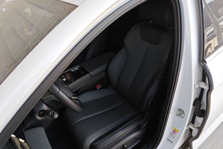 比亚迪 秦L 2024款 DM-i 120KM领先型中控内饰19