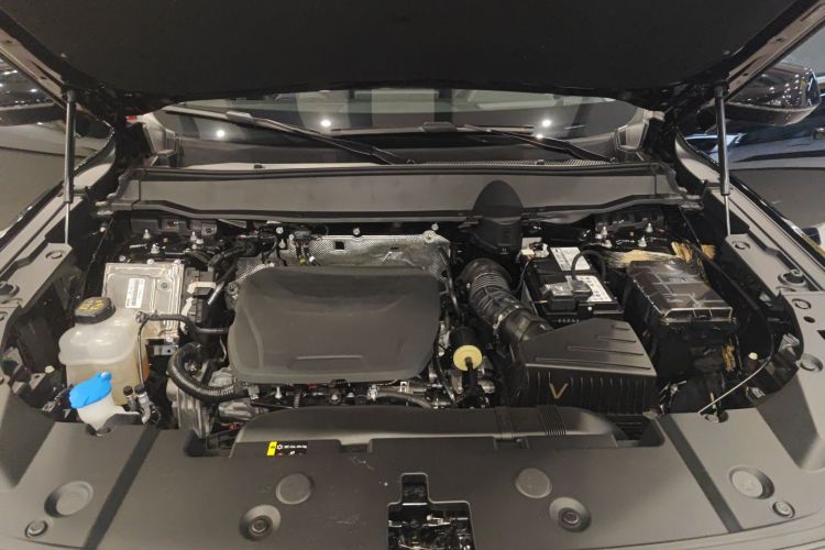 哈弗大狗 PLUS 2023款 1.5T 两驱潮野版Plus机舱底盘24