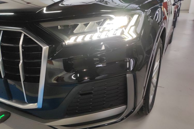 奥迪Q7 2021款 45 TFSI quattro S line运动型局部细节36