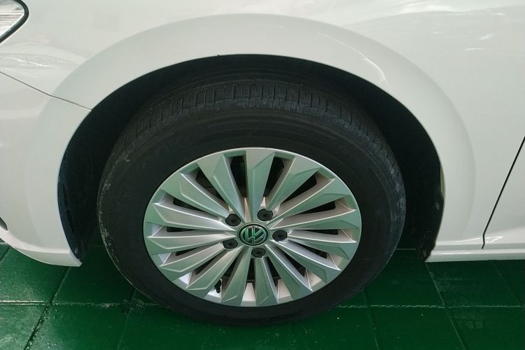 大众 朗逸 2019款 280TSI DSG舒适版 国VI车身外观35