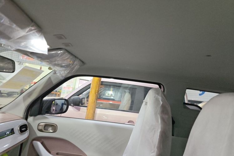 吉利银河 熊猫 2025款 210km 元气熊中控内饰22