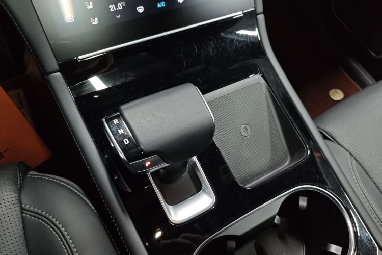 理想汽车 理想ONE 2021款 增程6座版中控内饰18