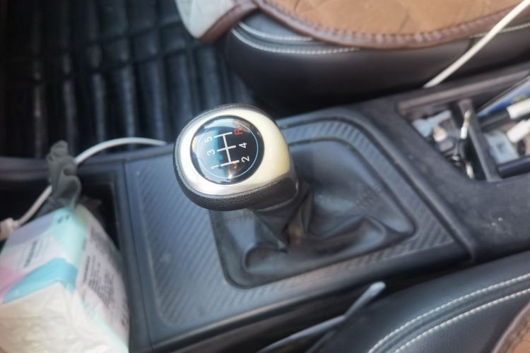 纳智捷 锐3 2016款 1.6L 手动智享型中控内饰18