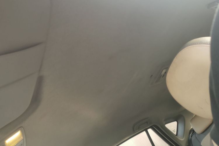 海马S5 2015款 1.6L 手动舒适型中控内饰22